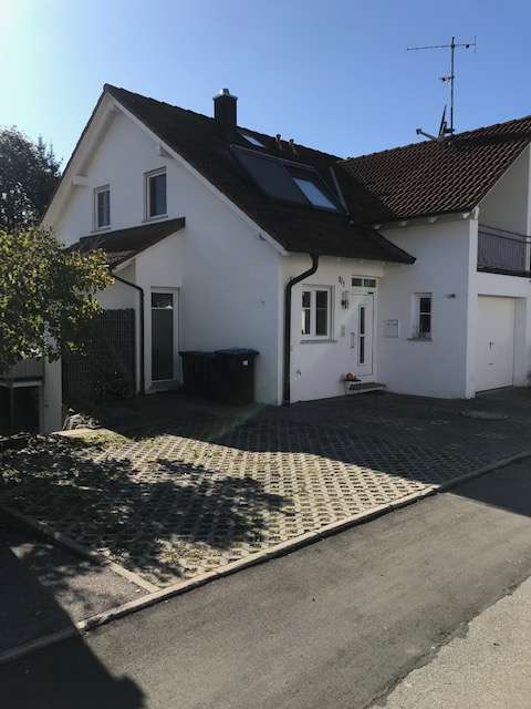 Doppelhaushälfte in Grünkraut, Foto 1