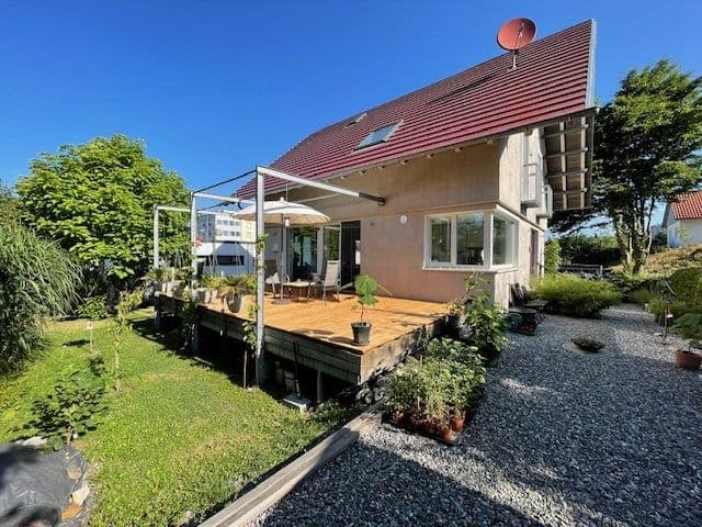 Hausansicht – Einfamilienhaus in der Burachhöhe, Weingarten